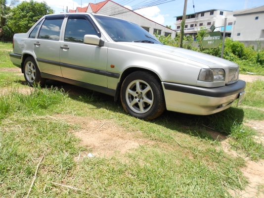 ขายรถยุโรปราคาถูกๆครับ สภาพสวย VOLVO 850 GLE 2.3 ปี 1994  เกียร์ออโต้ ต่อรองได้