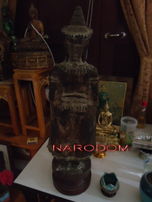 ให้เช่าพระพุทธรูปโบราณมรดกตกทอด ศิลปะลพบุรีหรือเมืองละโว้  ปางประทานพร สภาพสวยมาก สมบูรณ์ ได้เท่าไหร่ก้อว่ามาครับ ยินดีให้เสนอครับ คุยกันได้