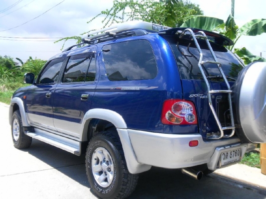 ขายรถสภาพสวย เครื่องคอมมอนเรล รุ่นท๊อป 2.5   4WD (D4D) เครื่องยนต์/เกียร์/ช่วงล่างดี พร้อมใช้งาน  2002 TOYOTA, SPORT RIDER 2.5 G  4x4  โฉม ปี02  ABS AIRBAG น้ำเงิน-สีเทา ทูโทน ทะเบียน กรุงเทพฯ ราคา  400,000  บาท  เซ็ตช่วงล่างมาใหม่ รถยกสูง ภายในเบาะสวย รถ