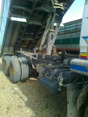 10 ล้อดัมพ์ Mitsubishi TD เครื่อง Turbo กระบะดัมพ์มิเนียมซุ่นชัย สภาพดี