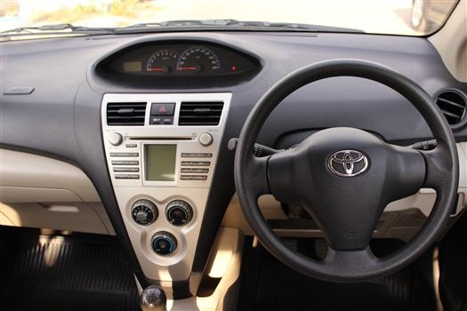 ฟรีดาวน์2007 TOYOTA SOLUNA VIOS 1.5E ABS พร้อมชุดแต่งรอบคัน