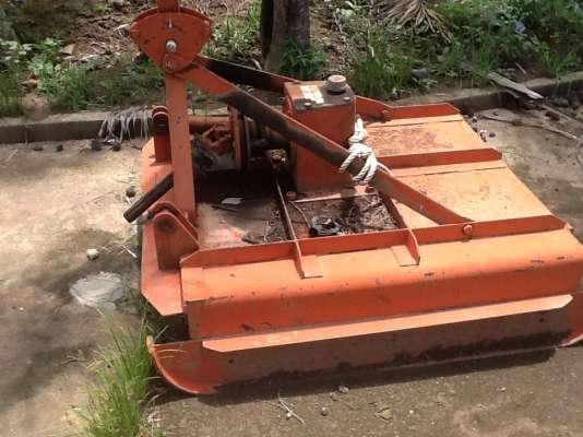 ตัดหญ้า 1.00 เมตรพร้อมยอย สภาพดี ชาวบ้านฝากขาย 15000