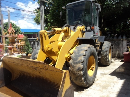 ละอองดาวแทรคเตอร์ ขายรถตักล้อยางยี่หัอ TCM L16-2 เก่านอก สภาพพร้อมใช้ราคาถูก