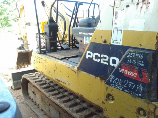 ขายรถขุด komatsu PC20-6 รุ่น6 เก่านอกไม่เคยใช้งานในไทย