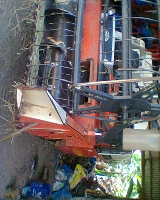 รถเกี่ยวข้าว รถเกี่ยวข้าว