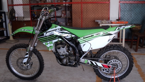 ขายโครงยืนkxf 05 เครื่องขี่ได้แรงดีตามปีเกิด เปิดราคา 55000