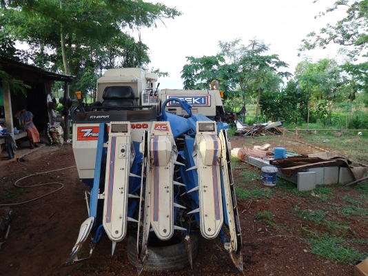 ขายรถเกี่ยวข้าวมือสอง