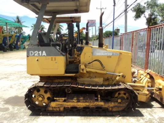 ละอองดาวแทรคเตอร์ ขายรถแทรคเตอร์ KOMATSU D21A-7E เก่านอก สภาพพร้อมใช้ราคาถูก