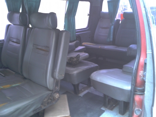 ขายรถตู้รับส่งนักเรียน