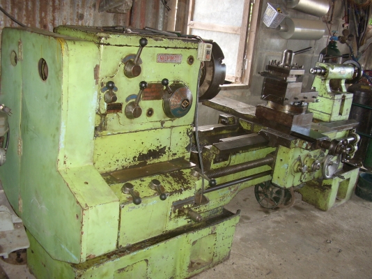 ขายเครื่องกลึง  8  ฟุต   ญี่ปุ่น