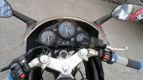 Honda NSR 150 CC รถมือหนึ่งป้ายแดง 30000 บาท