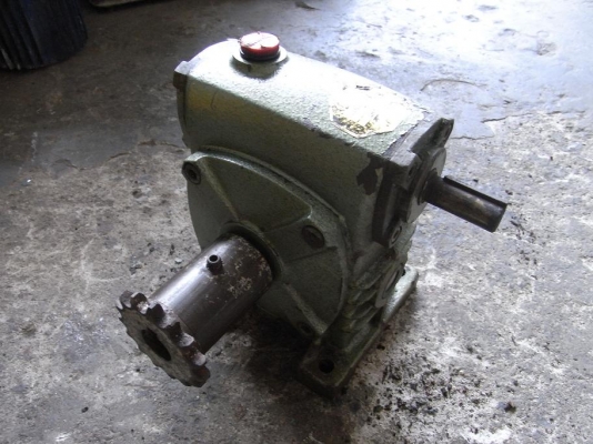 ขายชุดทดเกียร์ 20 ต่อ 1 รอบ สภาพดี พร้อมใช้งาน รับประกันคุณภาพ