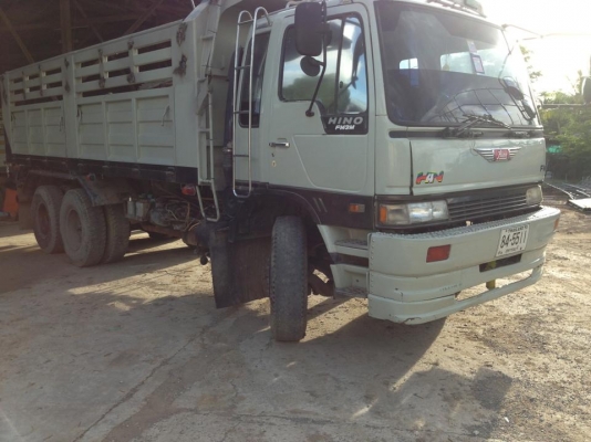 ขายรถ 10 ล้อ 3M  2 เพลา เครื่องเดิม เกียร์อีตั้น พร้อมระบบลากพ่วง  สภาพพร้อมใช้