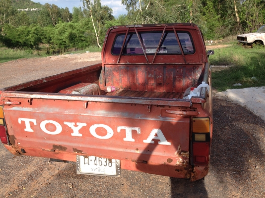 -]]ลดราคาอีกขาย  toyota   4-ขอสั้นเดิมบางพร้อมใช้ถูกๆ