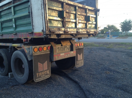 ขายลูกพ่วงดั๊มสามคานยาว7เมตรราคาถูกมากด่วนลงเล่มแล้ว