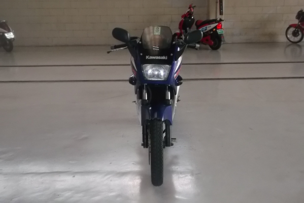 KAWASAKI KR 150 CC ปรับราคาขายด่วนรถมือเดียว KAWASAKI KR 150 CC ปรับราคาขายด่วนรถมือเดียว
