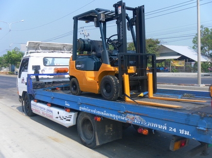 บริการขนส่งรถโฟร์คลิฟท์Forklift, 083-0335697 084-4566623 , บริการรับส่งรถForkliftโฟร์คลิฟท์,บริการขนส่งขนย้ายรถยนต์รถโฟร์คลิฟท์รถตัดหญ้ารถไถ,บริการรถสไลด์ขนส่งรถยกรถโฟคลิฟท์Forklift,รับส่งรถโฟร์คลิฟท์Forklift,บริการขนส่งขนย้ายรถบรรทุก,รถรับจ้างขนส่งรถยนต์