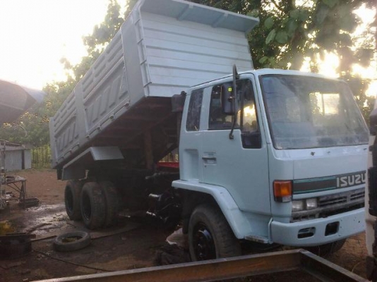 ขายรถบรรทุกสิบล้อดั๊มพ์ Isuzu FXZ210 แรง 2 เพลา ดั๊มพ์สามมิตร เกียร์ฟูลเลอร์ ทะเบียนพร้อม