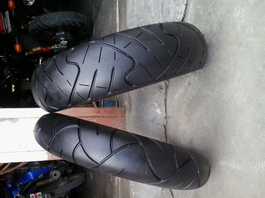 ขายยาง2เส้น ราคาถูก สภาพใหม่มาก สนใจติต่อ 0815534200 บังแบน