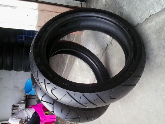 ขายยาง2เส้น ราคาถูก สภาพใหม่มาก สนใจติต่อ 0815534200 บังแบน