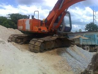 ขายฮิตาชิEX200-2 ไฟฟ้าครบ ราคา 550,000 บาท เจ้าของขายเอง ราคาต่อรองได้ ขายฮิตาชิEX200-2 ไฟฟ้าครบ ราคา 550,000 บาท เจ้าของขายเอง ราคาต่อรองได้