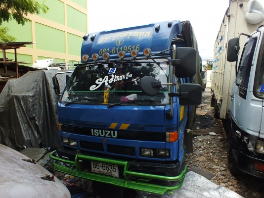ด่วน ต้องการขาย6ล้อISUZUสภาพสวย