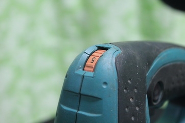 เลื่อยจิ๊กซอร์ยี่ห้อ makita รุ่น4329 สภาพพร้อมใช้งานปรับความเร็วรอบได้ครับ