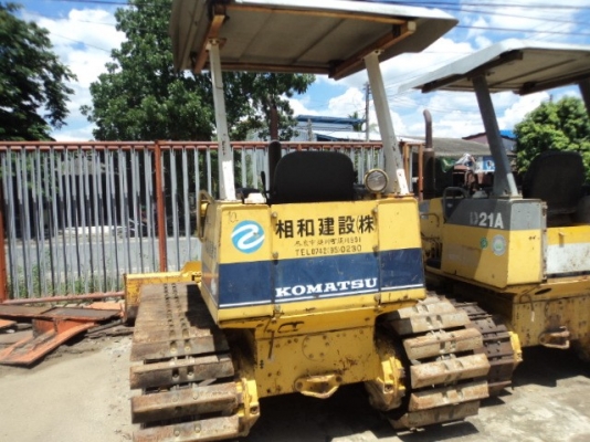 ละอองดาวแทรคเตอร์ ขายรถแทรคเตอร์ KOMATSU D21 P-6 เก่านอก สภาพพร้อมใช้ราคาถูก
