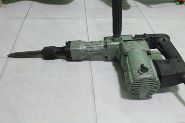 สกัดคอนกรีตไฟฟ้ายี่ห้อ hitachi สภาพดีพร้อมใช้งานครับ