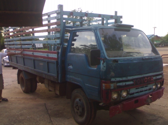 ขาย6ล้อไดน่าBU87 เครื่อง115แรง เกียร์สั้น คัทชีสวยๆ ขายตามสภาพ