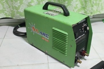 เครื่องเชื่อมระบบอินเวอเตอร์ jasic ขนาด 200A พร้อมใช้งานครับ