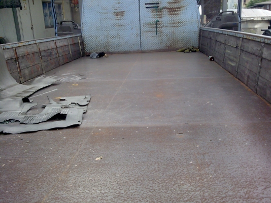 6ล้อ NPR 120HPยาว5ม.**รถห้าง** 6ล้อ NPR 120HPยาว5ม.**รถห้าง**