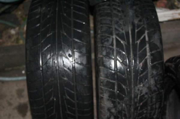 ขายยาง Nitto nt555 205-50-16 ปี 09 ดอกเต็มๆ1ชุด ไม่มีปะ ถูกๆ