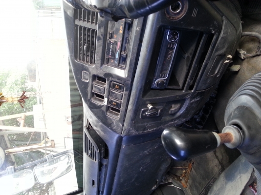 ขาย ISUZU GXZ 320 สภาพเดิมรถห้างปลายปี 48 ติดต่อ 089-812-6111
