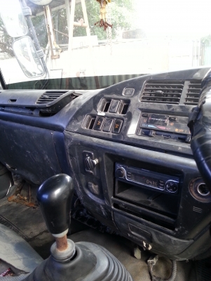 ขาย ISUZU GXZ 320 สภาพเดิมรถห้างปลายปี 48 ติดต่อ 089-812-6111