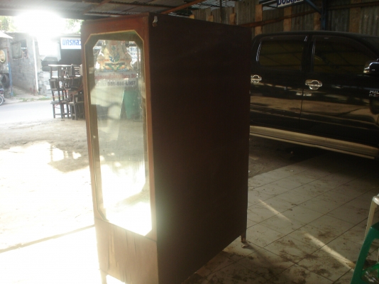 ขอบคุณเฮียตี๋นครปฐม**17กค56**ตู้กระจกใส่เสื้อผ้ารุ่นเก่าๆๆ  ใครมีไอเดีย  หรือสะสมแบบเดิมๆๆ