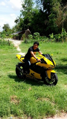 <ขายต่อครับ>ตัวเหมือน Ducati 1098 แต่งของใหม่เกือบหมด เข้ามาชมก่อนครับ <ขายต่อครับ>ตัวเหมือน Ducati 1098 แต่งของใหม่เกือบหมด เข้ามาชมก่อนครับ
