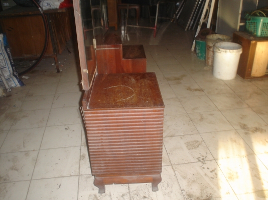 โต๊ะแป้งเก่าๆๆ  งานฝีมือ   กระจกแบบพับ 2 แผ่น  เก่าแสนเก่า