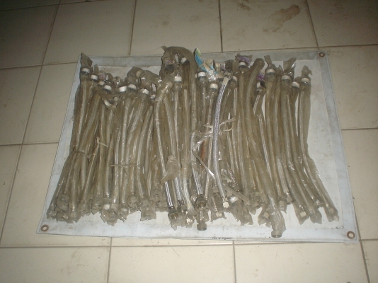 ของไม่เคยใช้  เก่าเก็บ  น้ำร้อน-น้ำเย็นได้เลย  ขายเหมามี 70อัน