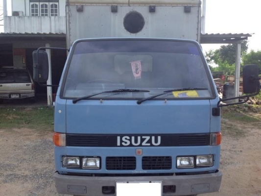 ขายด่วน!! NKR110 รถห้างแท้ รถเดิมสวยพร้อมใช้งาน