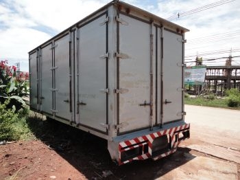 ขายตู้แห้ง ยกมาจาก NQR150 สวยมาก