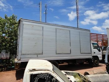 ขายตู้แห้ง ยกมาจาก NQR150 สวยมาก