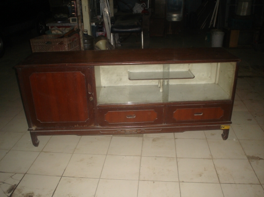 ***ลดอีกให้ถูกใจท่านผู้ชม***ขาย2200บาทครับโต๊ะเก็บหนังสือ  โชว์ของต่างๆ   วางทีวี  เครื่องเสียง  ฯลฯ