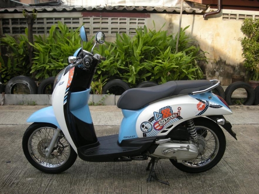 Scoopy i ปี 2012 สีฟ้าขาว เดิมๆ