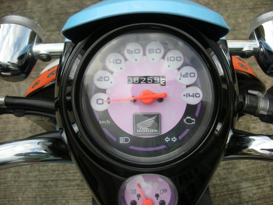 Scoopy i ปี 2012 สีฟ้าขาว เดิมๆ