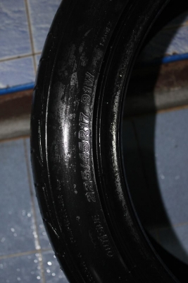 Bridge Stone RE001 225-45-17 ปี09 ดอกเต็มๆ ถูกๆ 1คู่ Bridge Stone RE001 225-45-17 ปี09 ดอกเต็มๆ ถูกๆ 1คู่