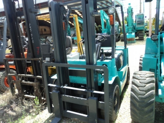 ละอองดาวแทรคเตอร์ ขายรถฟอร์คลิฟท์ mitsubishi FD20 MODEL AV 25430 เก่านอก สภาพพร้อมใช้ราคาถูก