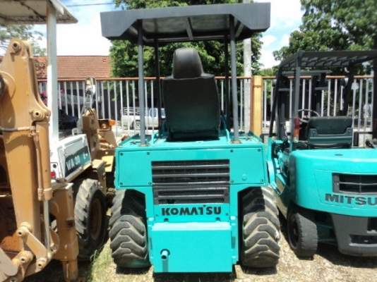 ละอองดาวแทรคเตอร์ ขายรถตักล้อยาง WA30-1 เก่านอก สภาพพร้อมใช้ราคาถูก