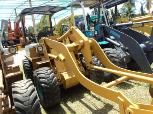 ละอองดาวแทรคเตอร์ ขายรถตักล้อยาง KOMATSU WA 50-3 เก่านอก สภาพพร้อมใช้ราคาถูก