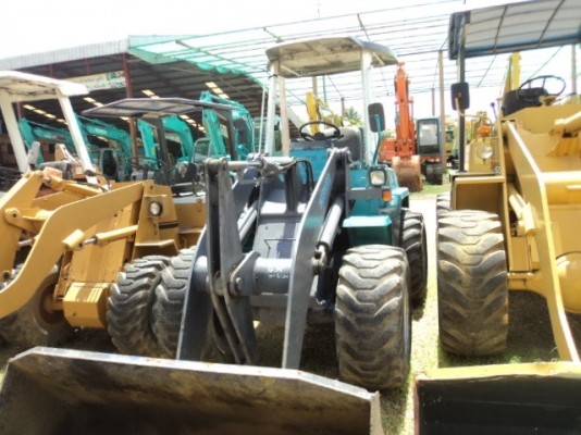 ละอองดาวแทรคเตอร์ ขายรถตักล้อยาง KOMATSU WA 50-3 เก่านอก สภาพพร้อมใช้ราคาถูก